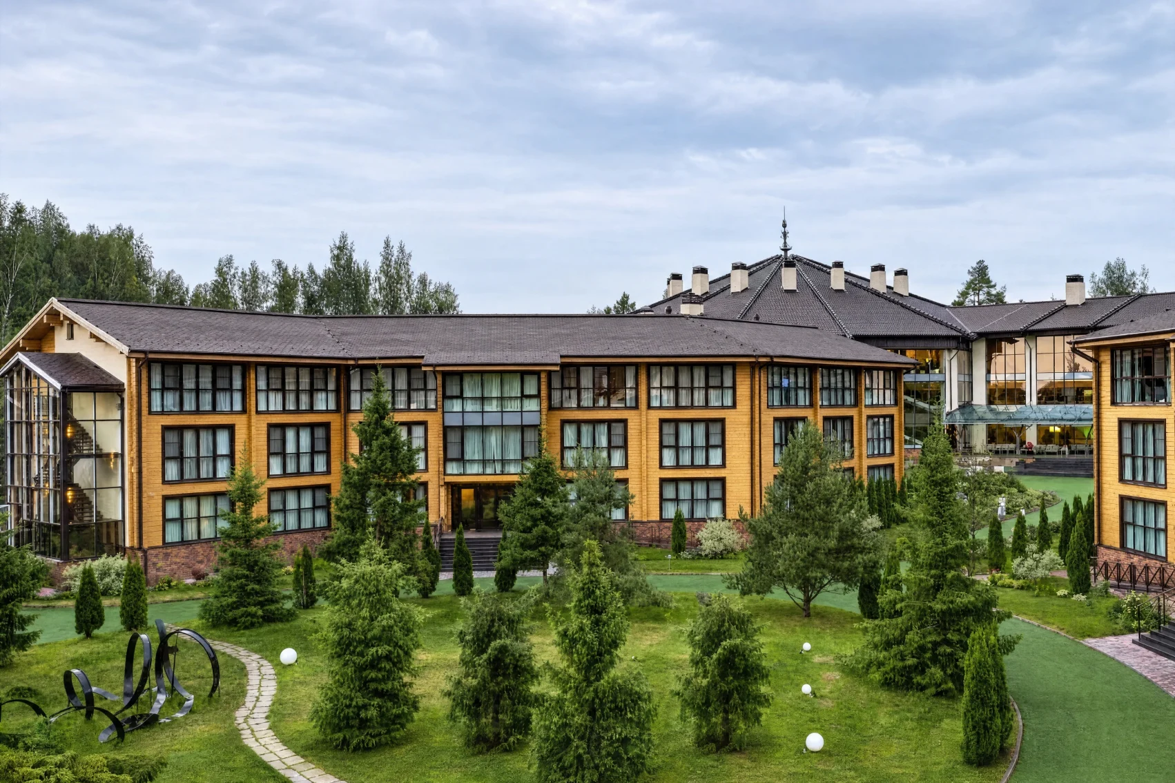 Экстерьер 850×566